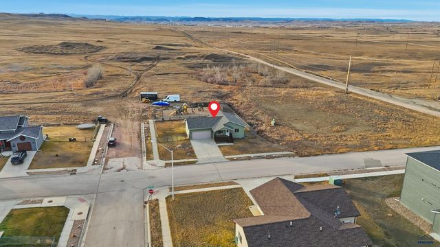 715 OLD CAVALRY RD, Box Elder, SD 57719