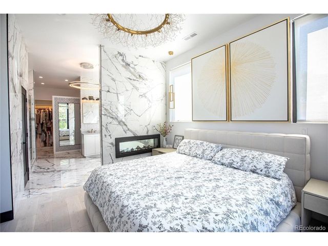 4960 S Lipan Dr, Englewood, CO 80110