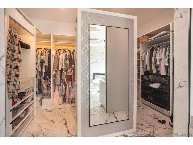 4960 S Lipan Dr, Englewood, CO 80110