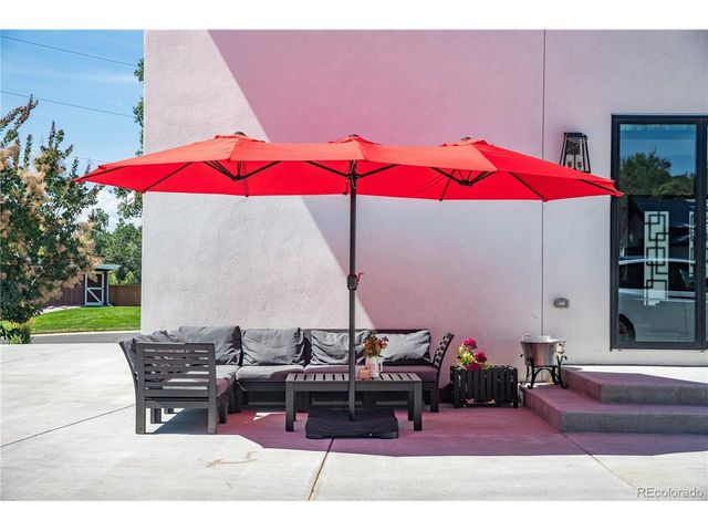 4960 S Lipan Dr, Englewood, CO 80110