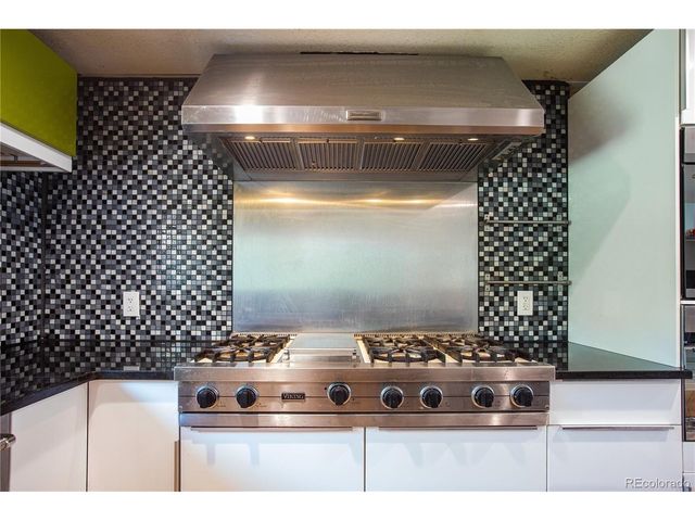 4960 S Lipan Dr, Englewood, CO 80110