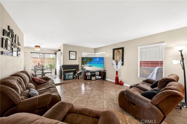 15541 Saldana Court, Fontana, CA 92337