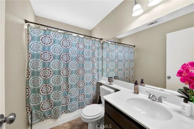 15541 Saldana Court, Fontana, CA 92337