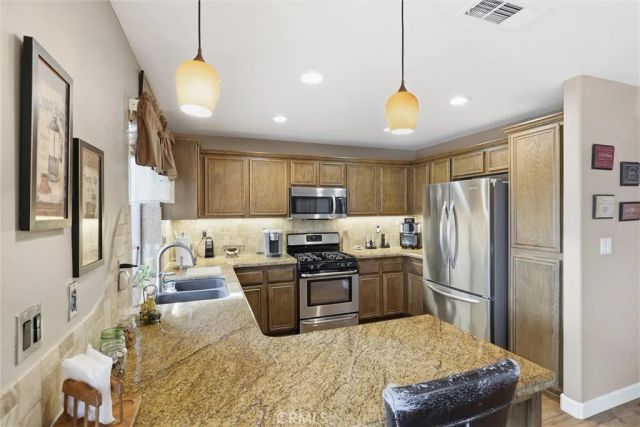 24 Calle Estero, Rancho Santa Margarita, CA 92688