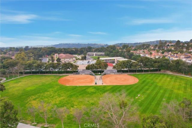 24 Calle Estero, Rancho Santa Margarita, CA 92688