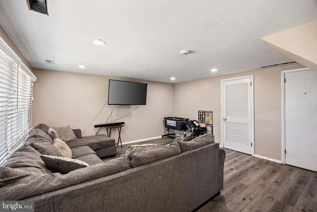 101 SADDLE RIDGE RD, Voorhees, NJ 08043