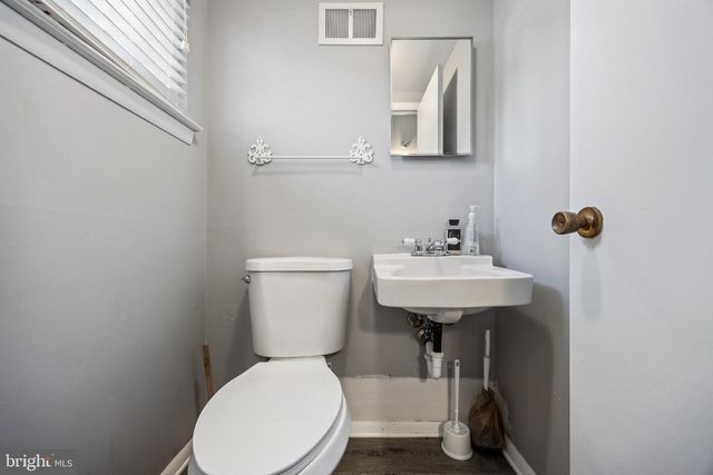 101 SADDLE RIDGE RD, Voorhees, NJ 08043