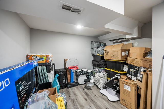 101 SADDLE RIDGE RD, Voorhees, NJ 08043