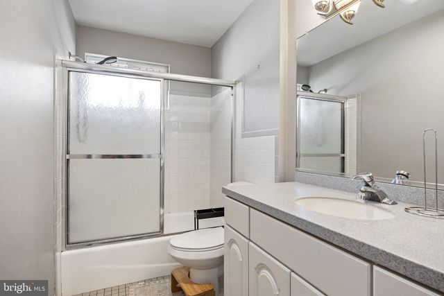 101 SADDLE RIDGE RD, Voorhees, NJ 08043
