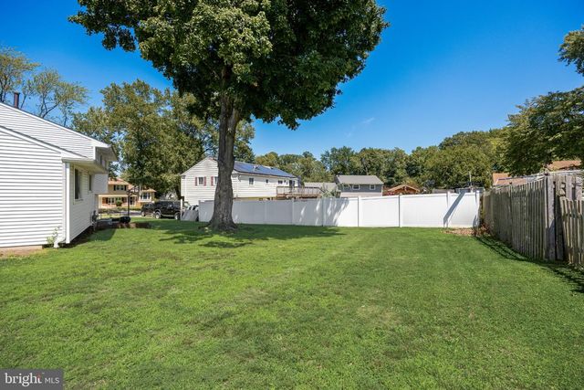 101 SADDLE RIDGE RD, Voorhees, NJ 08043