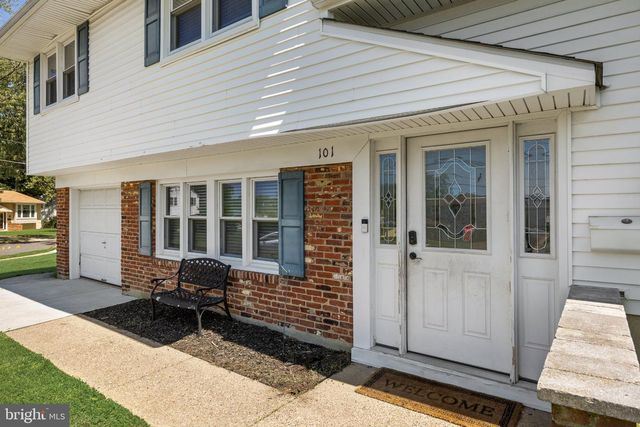 101 SADDLE RIDGE RD, Voorhees, NJ 08043