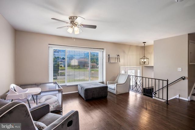 101 SADDLE RIDGE RD, Voorhees, NJ 08043