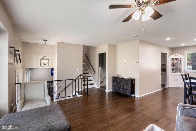 101 SADDLE RIDGE RD, Voorhees, NJ 08043