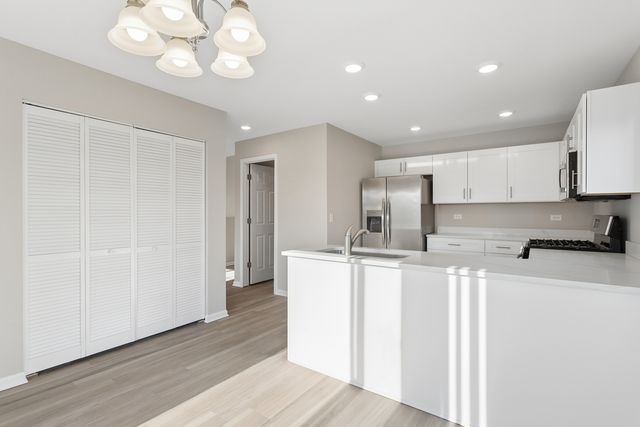 14606 Thomas Jefferson Drive 14606, Plainfield, IL 60544