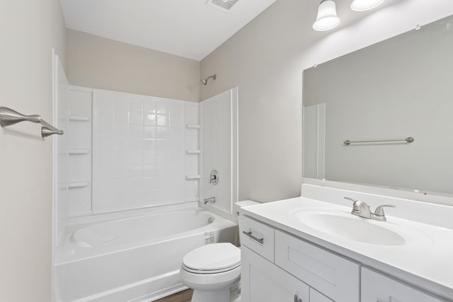 14606 Thomas Jefferson Drive 14606, Plainfield, IL 60544