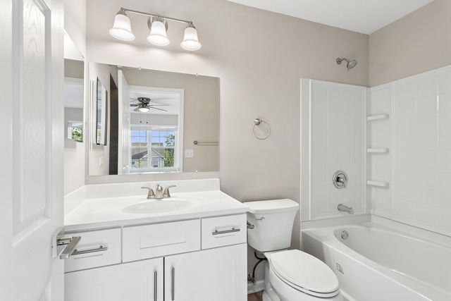 14606 Thomas Jefferson Drive 14606, Plainfield, IL 60544
