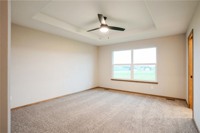 3329 Center Court, Robins, IA 52328