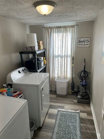 126 E ERIE Street, Linesville, PA 16424