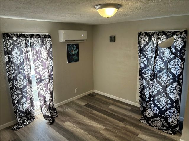 126 E ERIE Street, Linesville, PA 16424