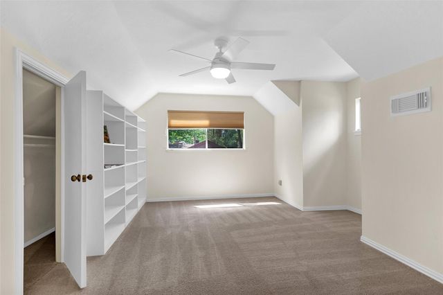 711 Rosewood Drive, Shenandoah, TX 77381