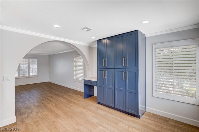 2704 Fire Water Court, Las Vegas, NV 89117