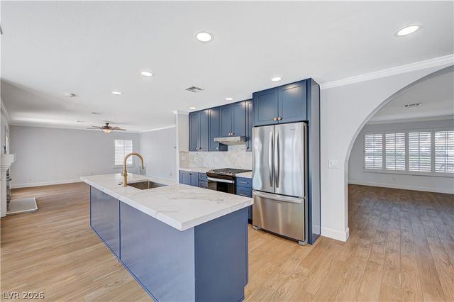 2704 Fire Water Court, Las Vegas, NV 89117