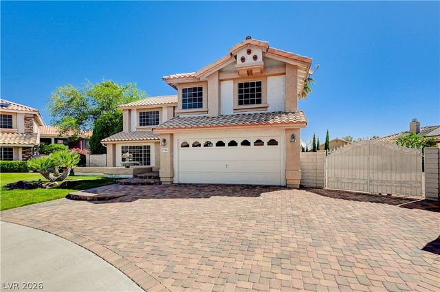 2704 Fire Water Court, Las Vegas, NV 89117