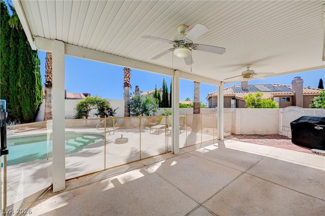 2704 Fire Water Court, Las Vegas, NV 89117