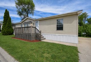 38703 N Sheridan Road 164, Beach Park, IL 60099