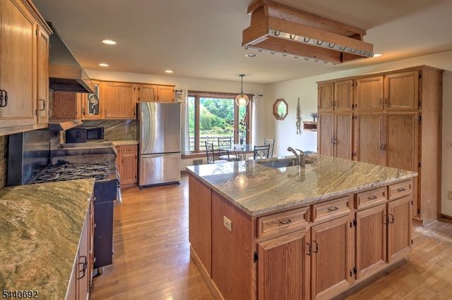 48 Forty Second Street, Readington Twp., NJ 08889