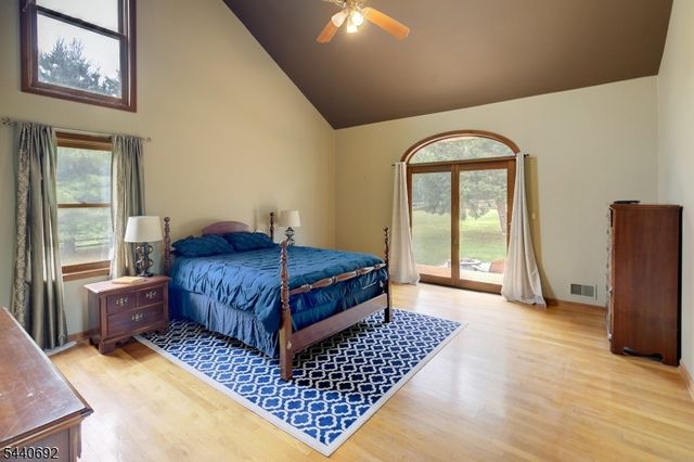 48 Forty Second Street, Readington Twp., NJ 08889