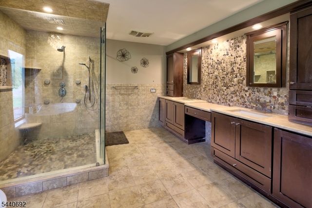 48 Forty Second Street, Readington Twp., NJ 08889