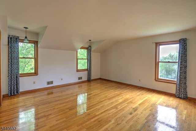 48 Forty Second Street, Readington Twp., NJ 08889
