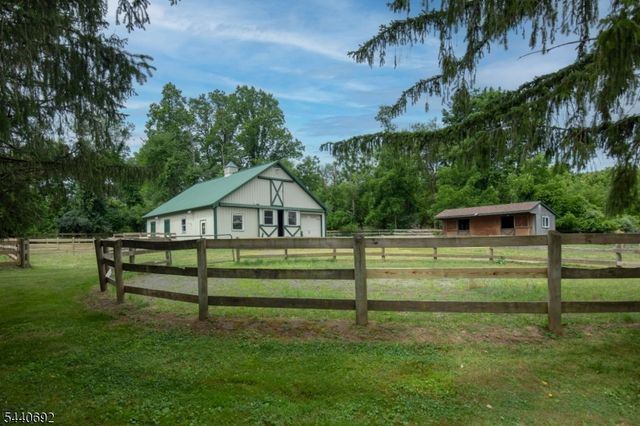 48 Forty Second Street, Readington Twp., NJ 08889