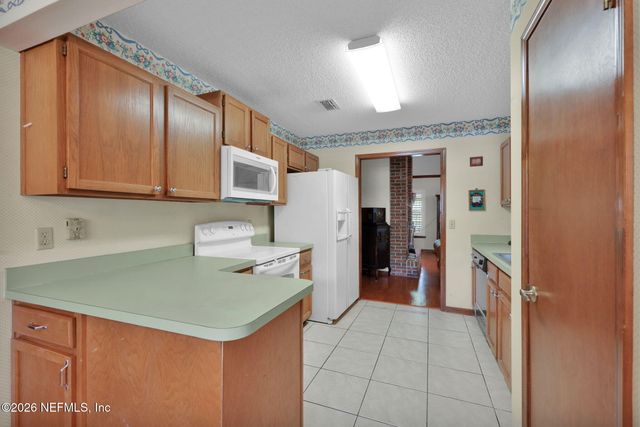 475 SPRINGBROOK Drive, Fleming Island, FL 32003
