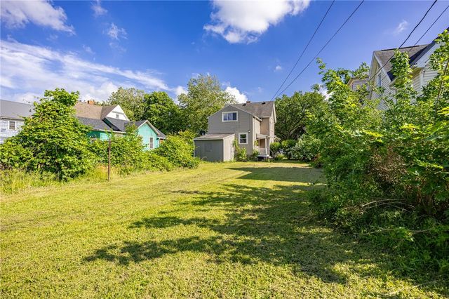 86 Grand Avenue, Rochester, NY 14609
