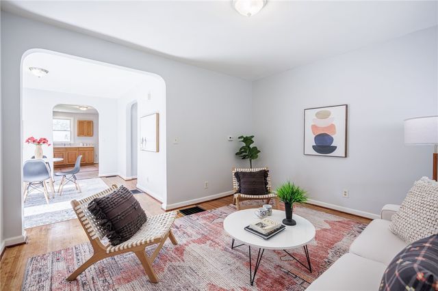 86 Grand Avenue, Rochester, NY 14609