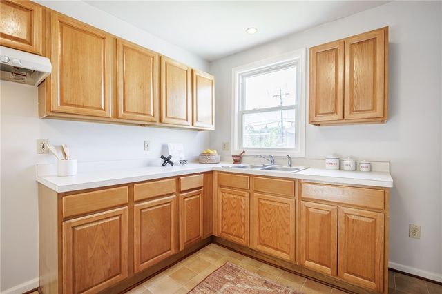 86 Grand Avenue, Rochester, NY 14609