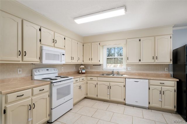 13714 Elderberry, Northport, AL 35475