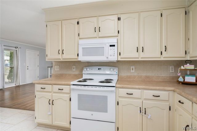 13714 Elderberry, Northport, AL 35475