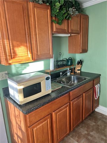 408 E Garfield Ave, New Castle, PA 16105