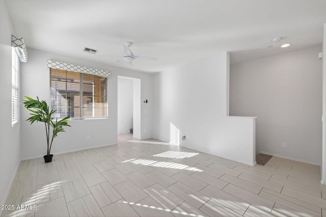 1733 E BRIDGEPORT Parkway, Gilbert, AZ 85295