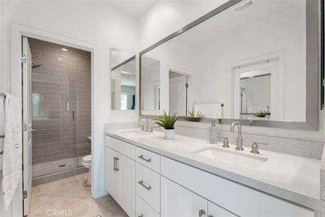 704 Dusky Creek, Lake Forest, CA 92610