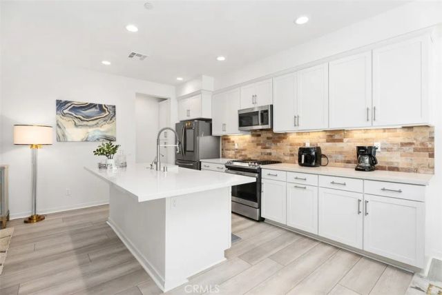 704 Dusky Creek, Lake Forest, CA 92610