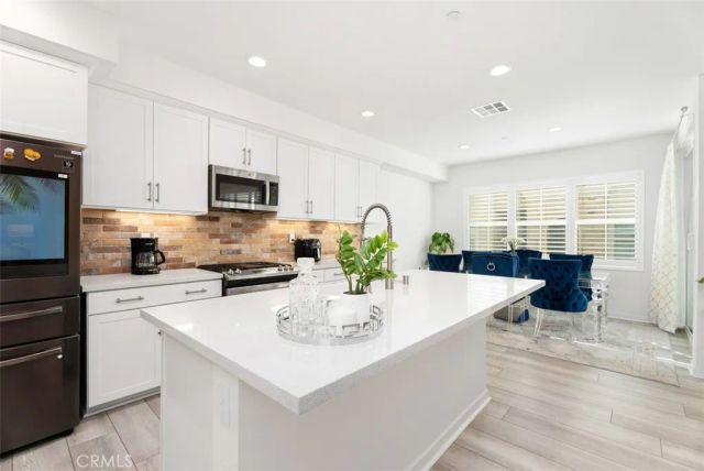 704 Dusky Creek, Lake Forest, CA 92610