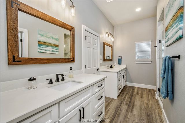 5284 Hammond Circle, Iola, TX 77861