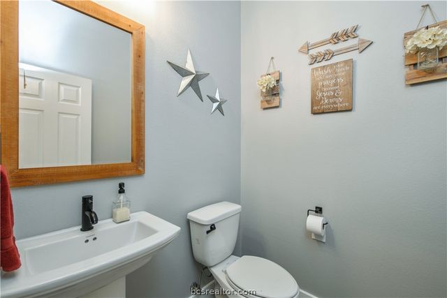 5284 Hammond Circle, Iola, TX 77861