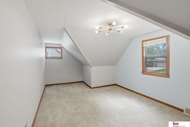 3718 S 49th Avenue, Omaha, NE 68106