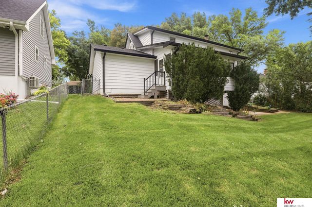 3718 S 49th Avenue, Omaha, NE 68106