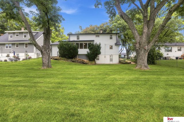 3718 S 49th Avenue, Omaha, NE 68106